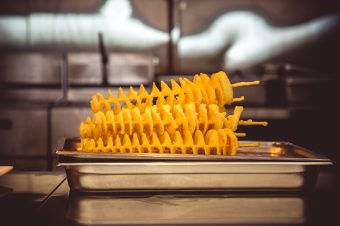 Potato_on_a_stick_1373_008